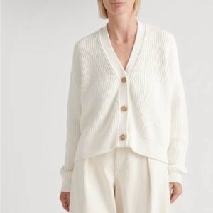QUINCE WHITE RIBBED ORGANIC COTTON FISHERMAN BOXY CROP CARDIGAN SWEATER MEDIUM